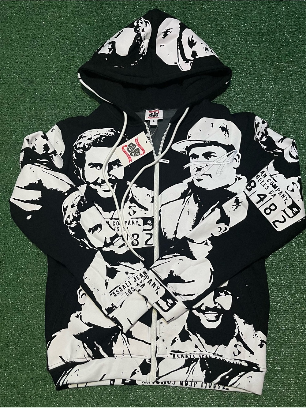 Asaali Zip Up Black & White Graphic Zip-Up Hoodie Sweatshirt